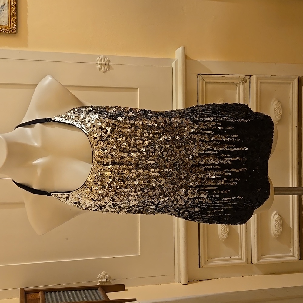 Maner silver and black sequined stretch tank Sz XXL